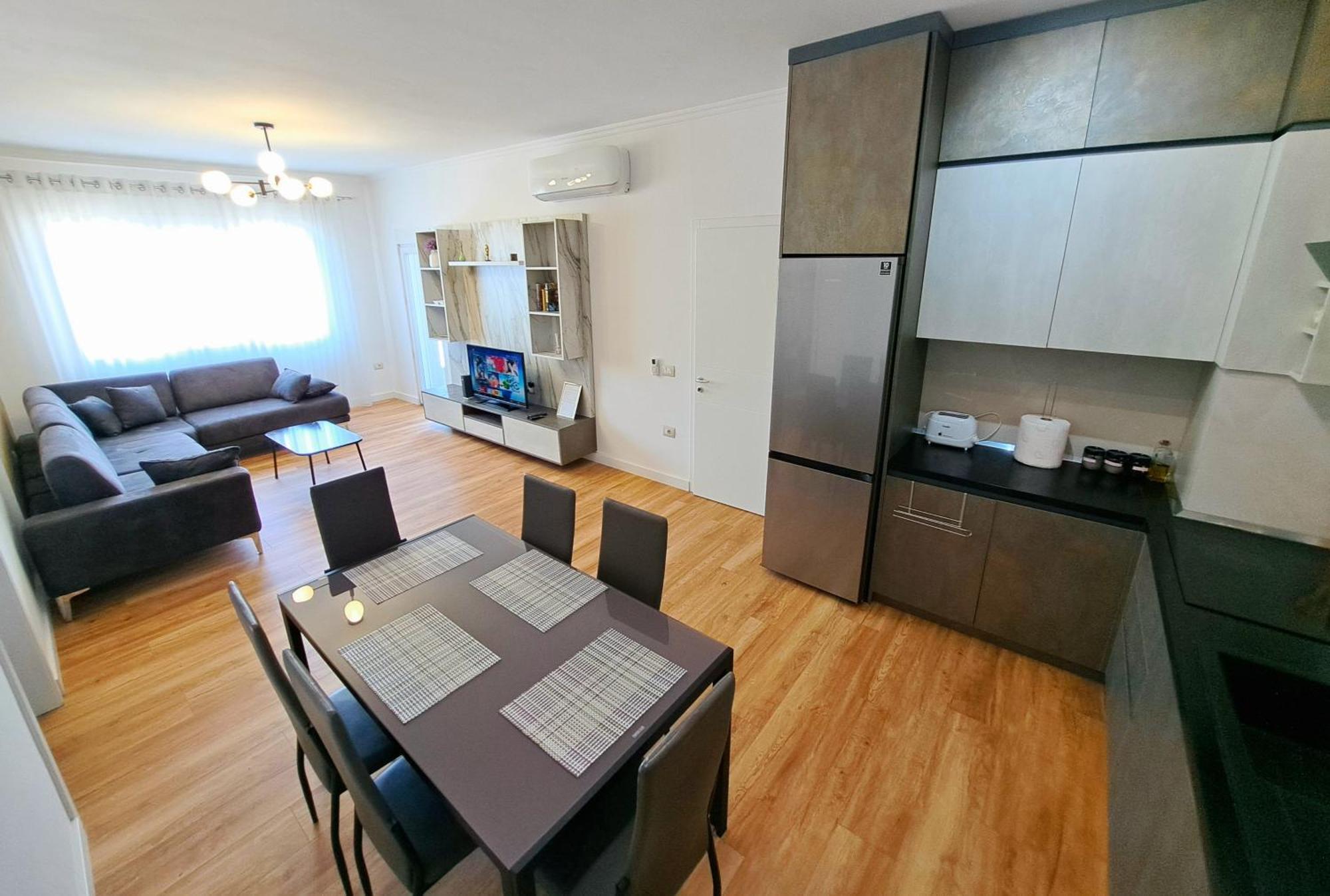 Pazari Luxury Central Apartment Tirana Exterior photo