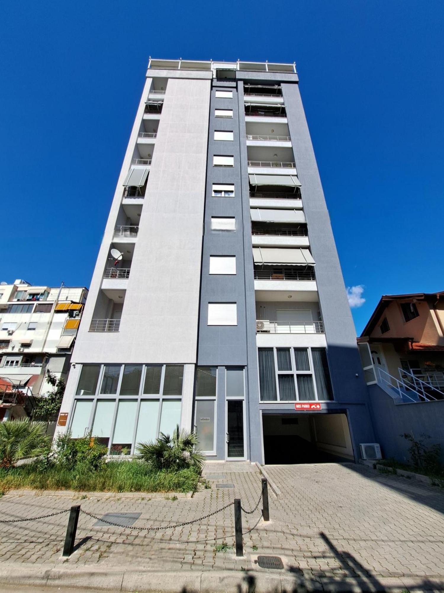 Pazari Luxury Central Apartment Tirana Exterior photo